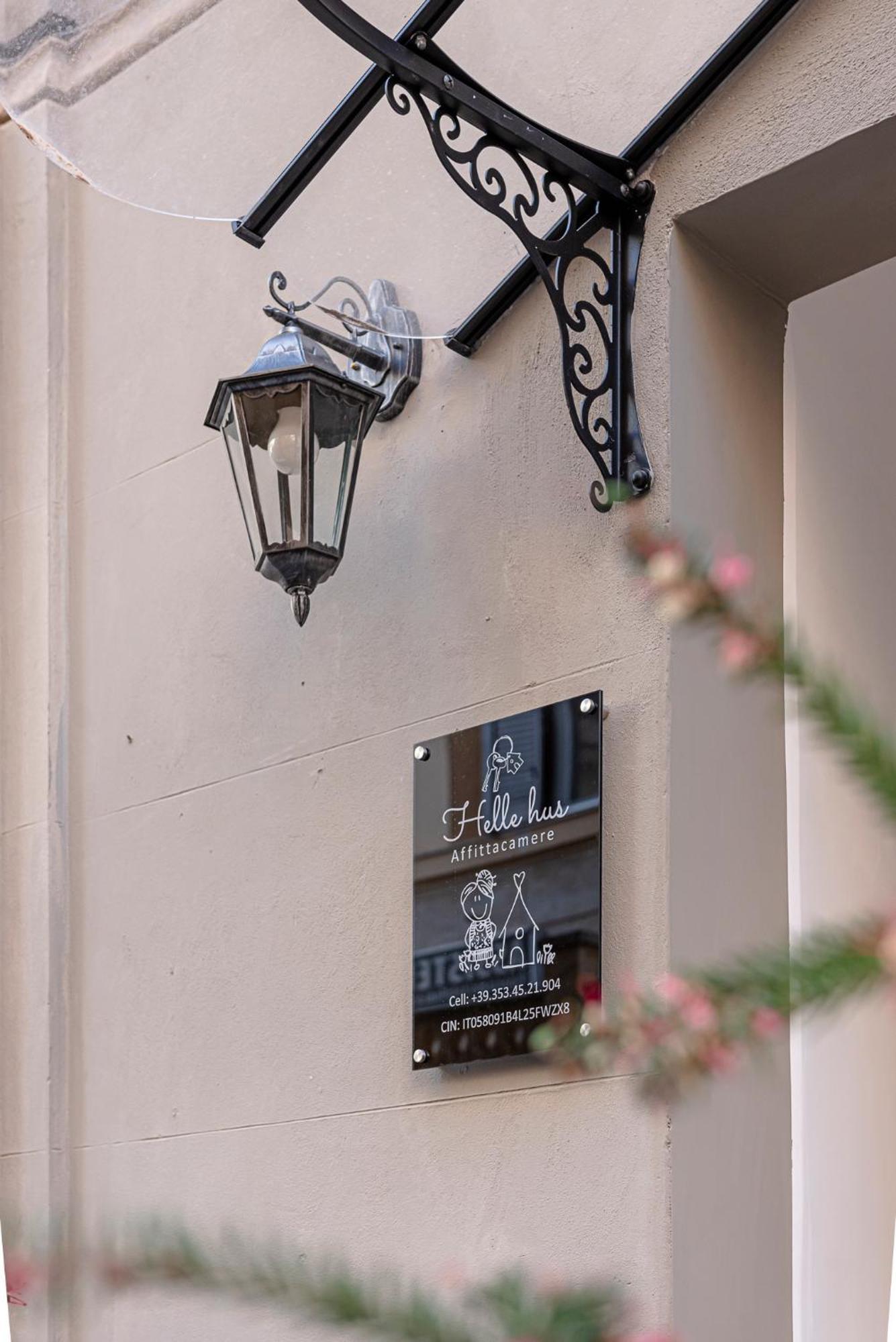 Helle Hus Guest House - 200M From Piazza Bologna Metro And 10 Minutes From The Colosseum Exterior photo